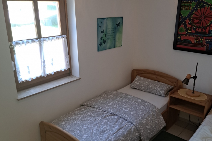 Schlafzimmer 2
