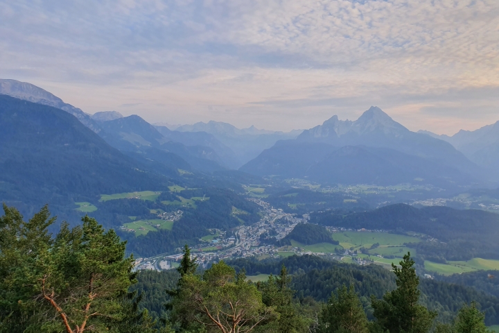 Kneifelspitze mit Blick auf den Watzmann in Berchtesgaden