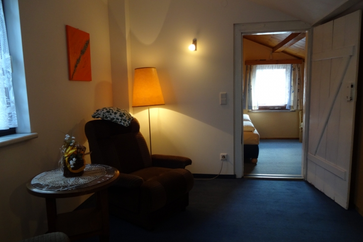 Voraum mit Blick zum zweiten Schlafzimmer