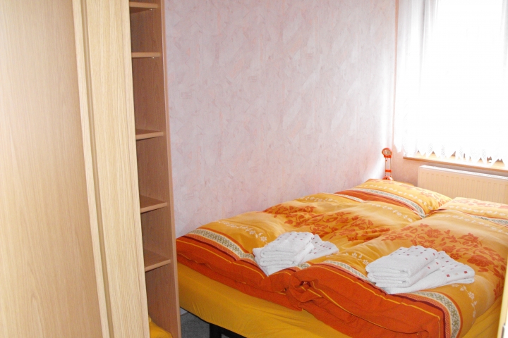 Schlafzimmer 2 mit Doppelliege