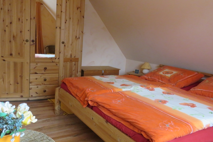 Schlafzimmer I incl. Kleiderschrank