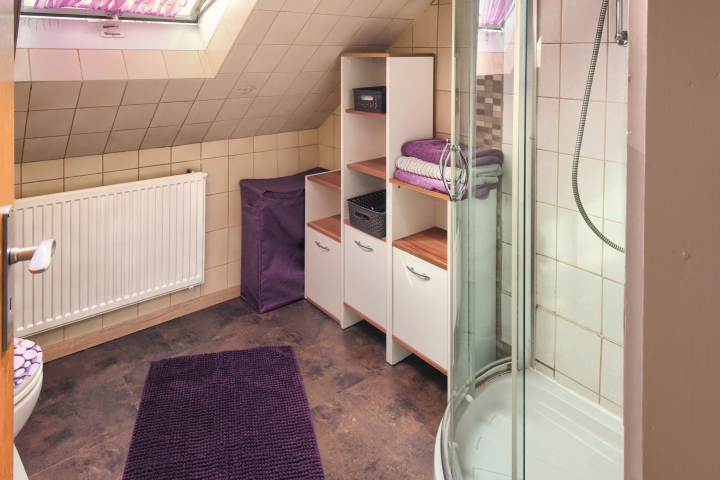 Badezimmer DG
