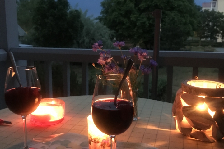 Sommerabend auf dem Balkon