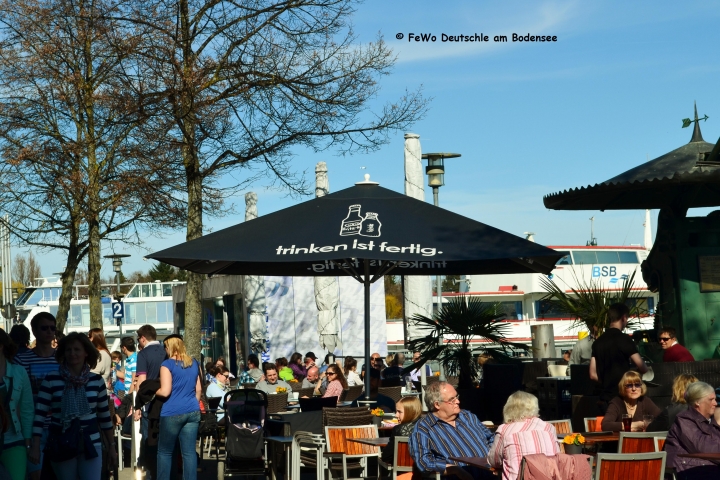 Ca. 500 m sind es zum shoppen, essen und trinken in der Altstadt.