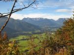 Blick vom Wetterkreuz (1064 m) ins Kaisergebirge 
