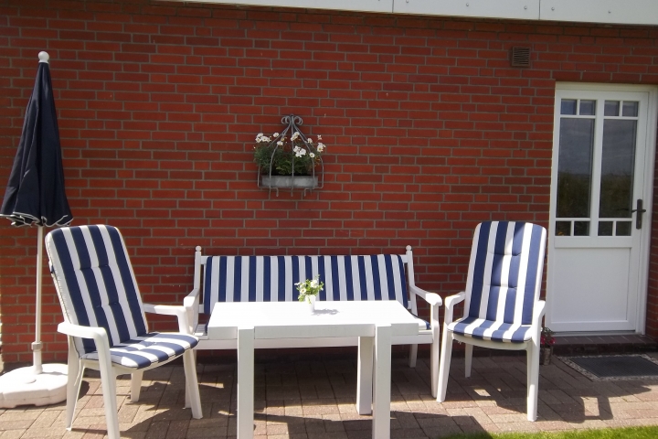 Sonnenterrasse zum Frühstücken
