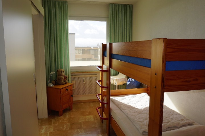 Blick ins Schlafzimmer 3 - mit Etagenbett