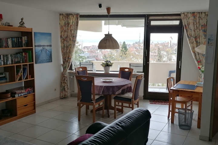 Blick ins Wohnzimmer