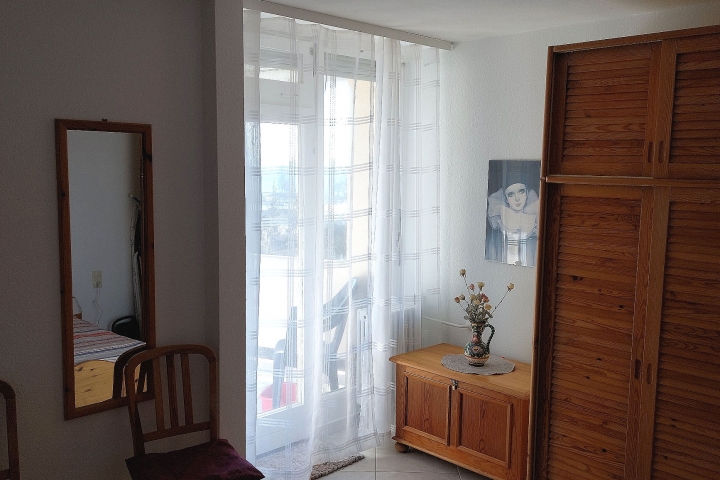 Schlafzimmer - Zugang zum Balkon