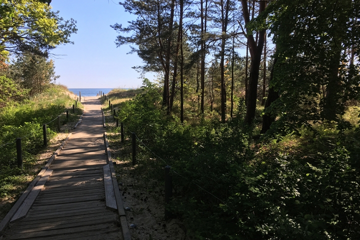 Zugang zum Strand in ca. 200 m  