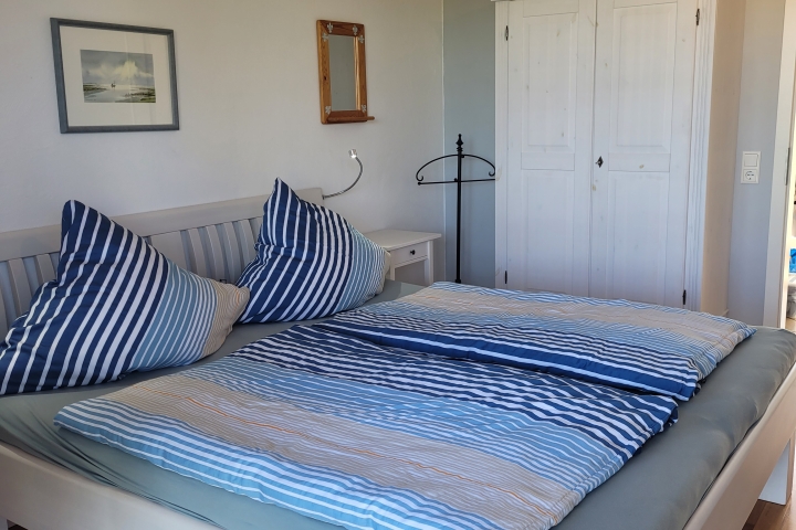 Schlafzimmer Nr.1