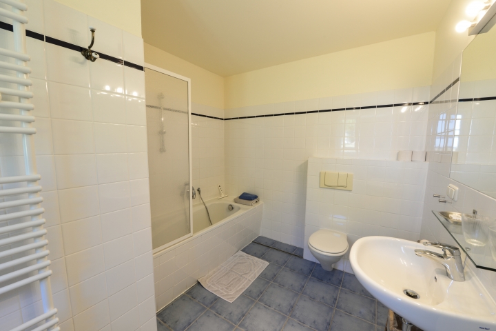 Badezimmer Wohnung 1