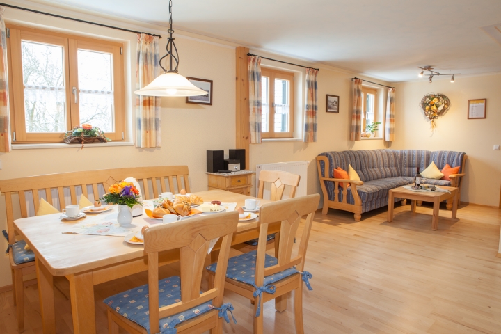 Ferienwohnungen Michelerhof | Komplett ausgestattete Wohnküche lädt zum genießen und entspannen ein.