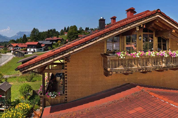 Eine gemütliche 2-Zimmer- Dachgeschosswohnung für 2-4 Personen in unserem Einfamilien Haus - lassen Sie sich von dem Komfort überraschen