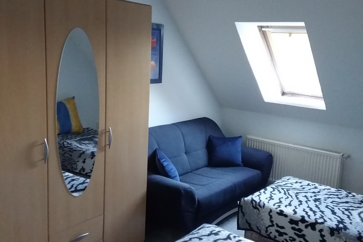 2. Schlafzimmer
