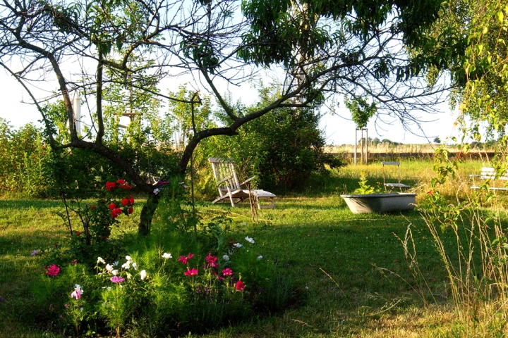 Badewannen im Garten