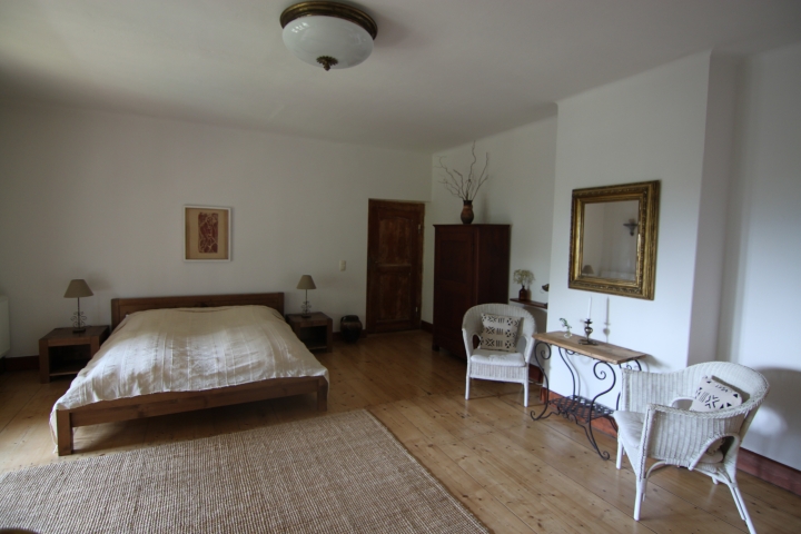 großes Schlafzimmer