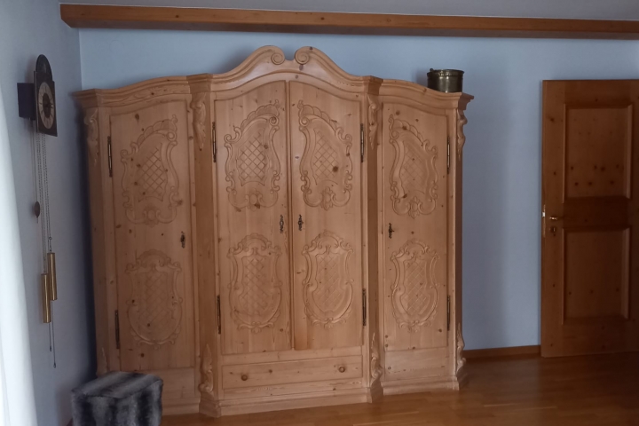WANK - Wohnzimmerschrank mit Fernseher