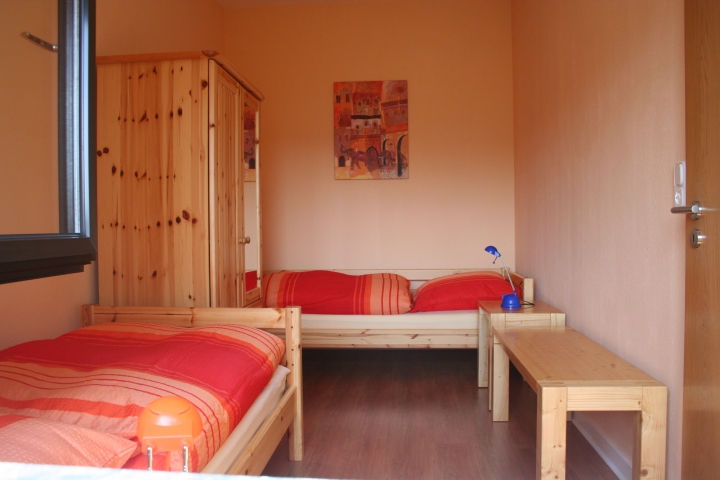 Zweibett Schlafzimmer