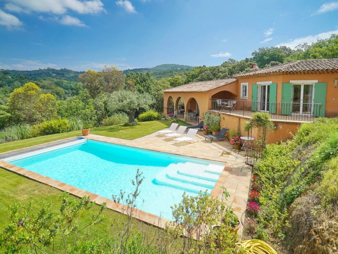 Villa mit Pool nahe Gassin an Cote d Azur | Ferienhaus mit Pool in La Croix-Valmer bei Saint-Tropez an der Cote d Azur