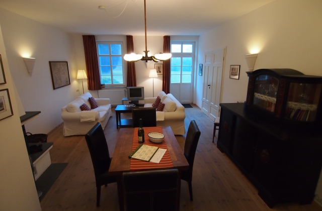 Gut Rattelvitz mit Sauna &middot; Parterre B MITTE