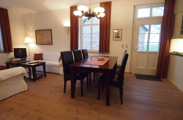 Gut Rattelvitz mit Sauna &middot; Parterre C WEST