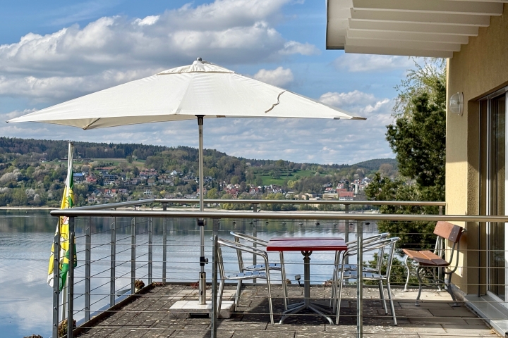 Ferienwohnung Unterseeblick | Balkon mit Sicht auf den Untersee. 
