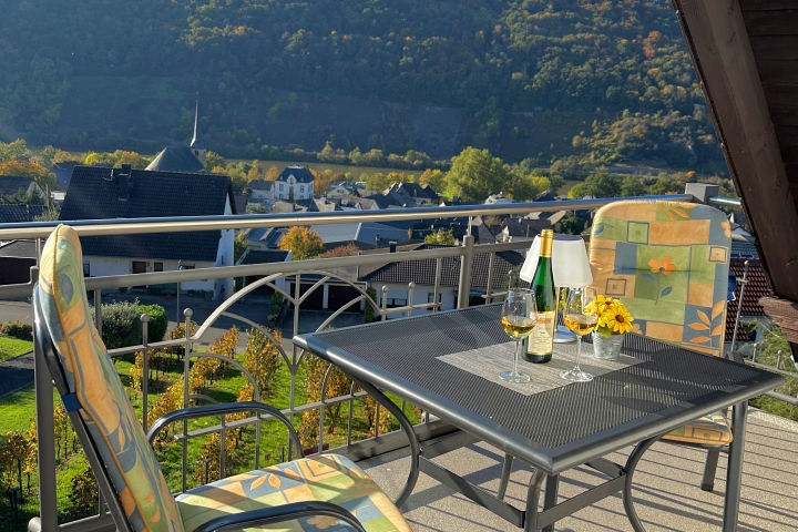 Balkon Obergeschoss/ Dachgeschoss Traumblick