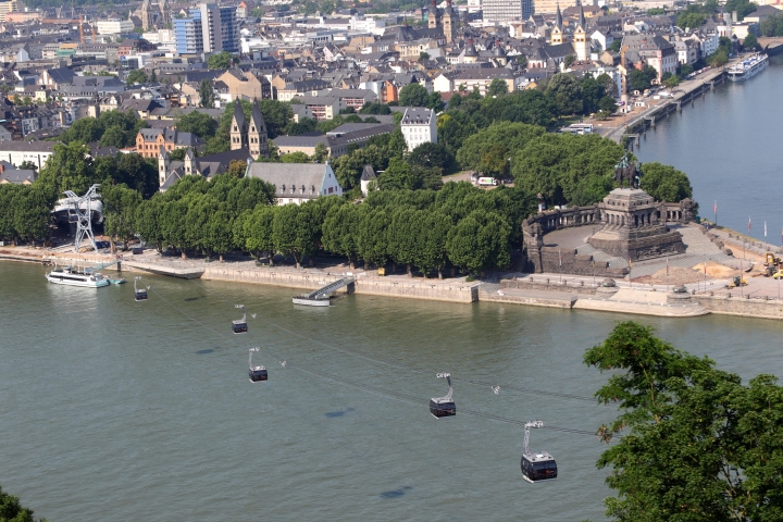Am Deutschen Eck Koblenz                                     mit Seilbahn