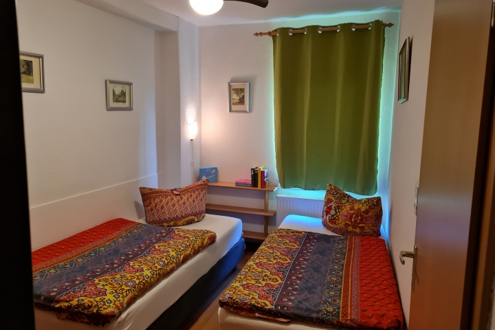 Schlafzimmer mit Ventilator
