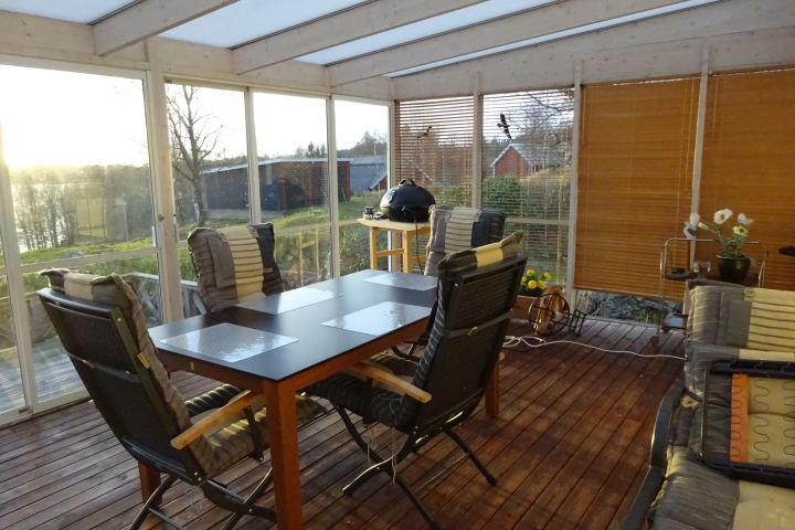 Wintergarten mit tollem Ausblick