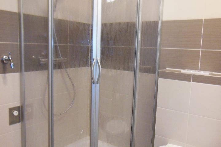 Runddusche im neuen Bad