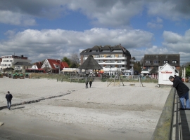 Nur wenige Meter trennt das Haus Strandperle
vom kilometerlangen, feinen Sandstrand.