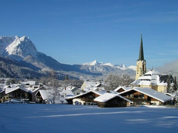 Alpin Ferienwohnungen | Winterbild Garmisch - Partenkirchen