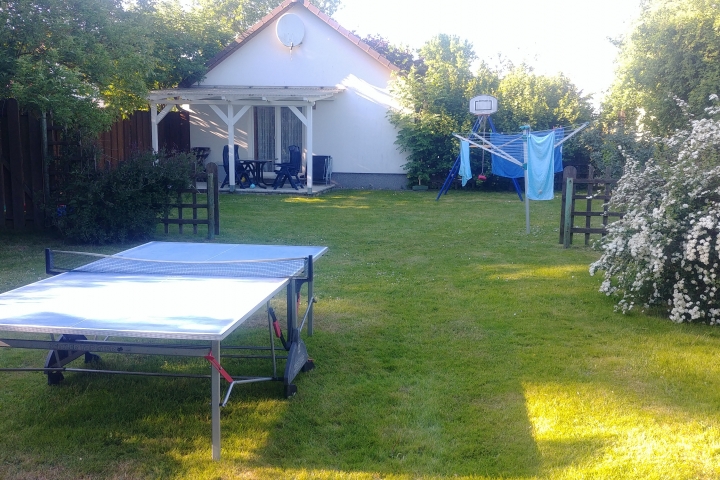 Tischtennisplatte