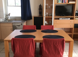 offene Küche mit Essbereich