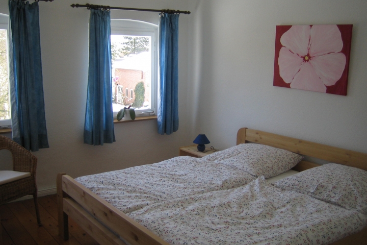 Schlafzimmer 2