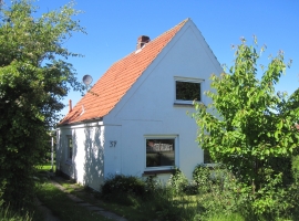 gemütliches Ferienhaus/75qm 
für 2-5 Personen 
mit Blick auf die Felder