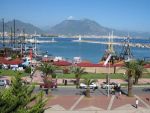 Der herrliche Hafen von Alanya. Urlaub im Zentrum.
