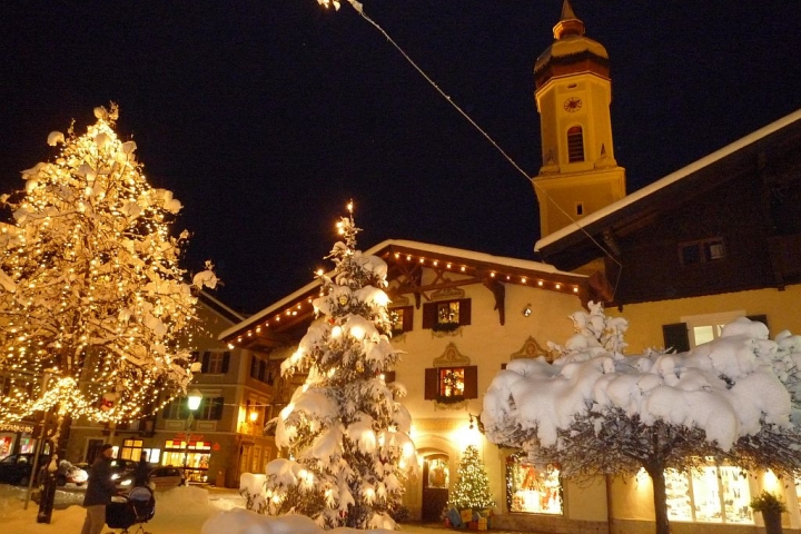 Winter-Adventstimmung in Garmisch