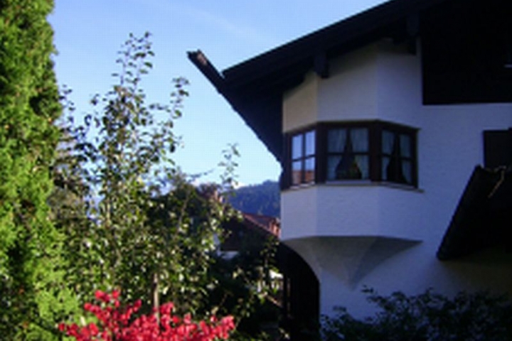 Haus Burgstaller mit Erker