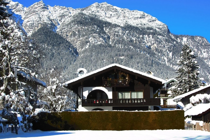 Haus Burgstaller mit Kramer Winter