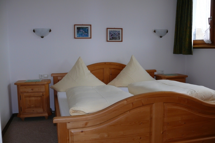 Massivholz Schlafzimmer