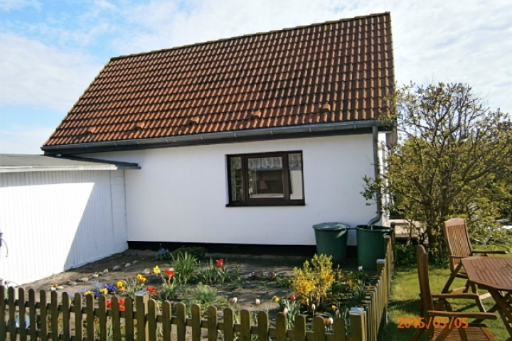 Ferienhaus von vorn