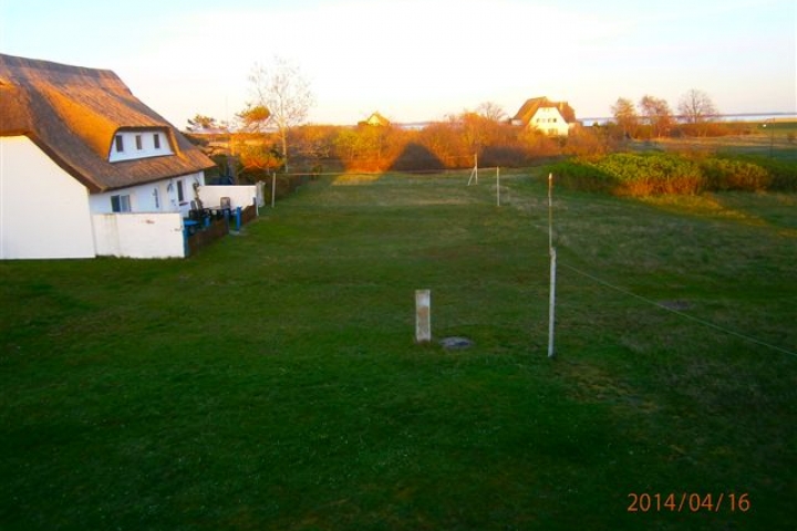 Ferienhaus mit Blick in Richtung Bodden