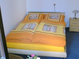 Schlafzimmer 2