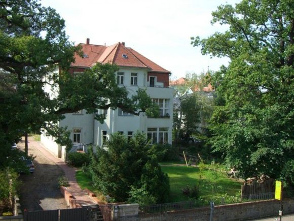 Villa am Schillerplatz in Dresden | Die Villa mitten im Grünen und doch in der City
