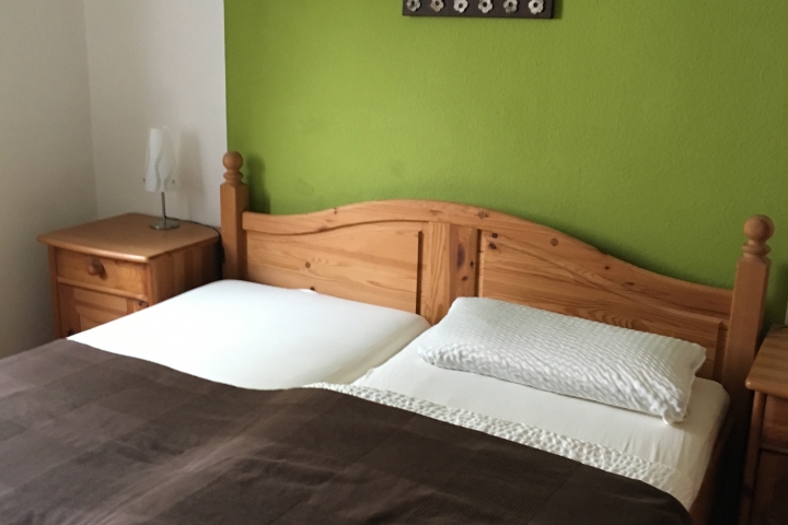 Schlafzimmer 2 mit Doppelbett