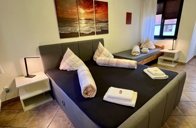 Ferienwohnungen Rehn &middot; Wohnung 2