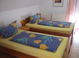 Schlafzimmer 2